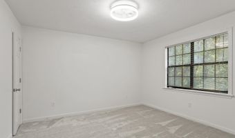 100 Redbud Ct, Brandon, MS 39047