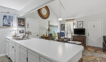 421 Pelahatchie Shore Dr, Brandon, MS 39047