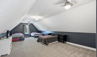 6040 White Ash Ct, Avon, IN 46123