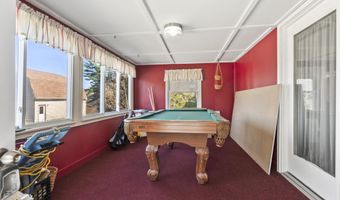 991 Oakland Rd, Belgrade, ME 04917