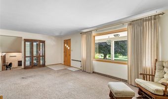 22840 Buck Rd, Alliance, OH 44601