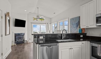 106 Willis Ave A, Atlantic Beach, NC 28512
