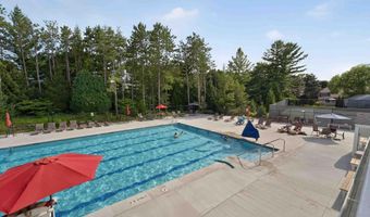 19 Sugar Maple Trl, Madison, WI 53717