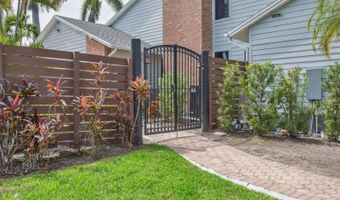 769 KINGSTON Ct, Apollo Beach, FL 33572