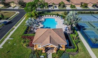 420 CEDAR FALLS Dr, Apollo Beach, FL 33572