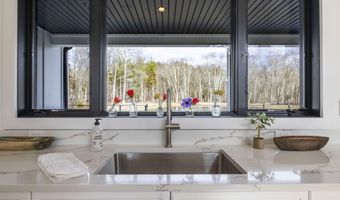 462 Mettacahonts Rd, Accord, NY 12404