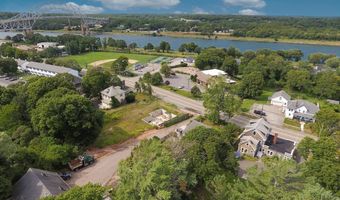 896 Sandwich Rd, Bourne, MA 02561