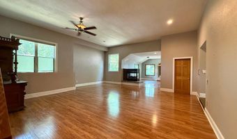 1907 S Shore Dr, Albert Lea, MN 56007