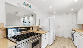 3960 Garfield St, Carlsbad, CA 92008