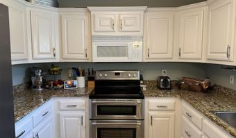 1995 Shelby Dr, Benton, AR 72015