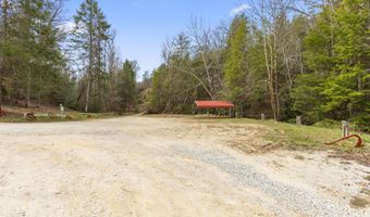 645-1 Right Fork Fixer Rd, Beattyville, KY 41311