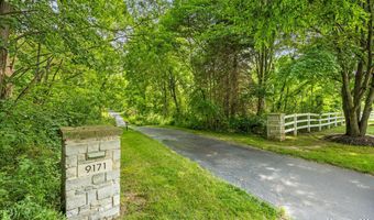 9171 Conservancy Dr NE, Ada, MI 49301