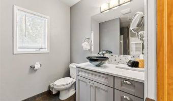 227 MOUNTAIN VIEW Dr, Blue River, CO 80424