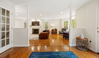 1274 Cheshire St, Cheshire, CT 06410