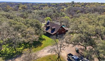 828 Shady Grv, Adkins, TX 78101