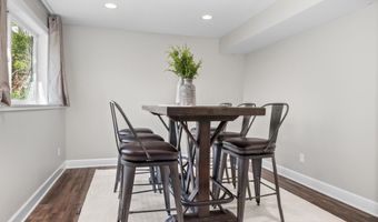 266 Pettis Ave NE, Ada, MI 49301