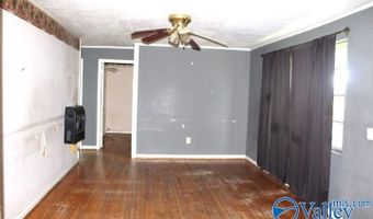 8198- A Brindlee Mountain Pkwy, Arab, AL 35016