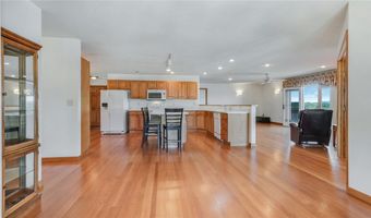 106 S 2nd St, Alma, WI 54610