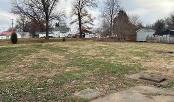 748 W Oak St, Bicknell, IN 47512