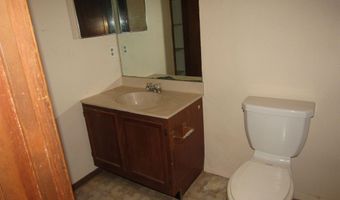 1604 W Bullock Ave, Artesia, NM 88210