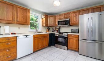 5 Lions Dr, Coventry, RI 02816