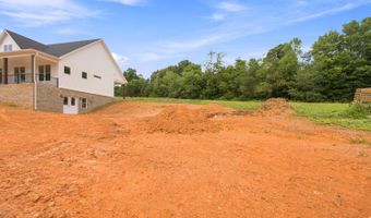 9009 Stonewall Rd, Appomattox, VA 24522