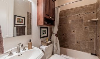 704 ANASAZI Dr, Aztec, NM 87410
