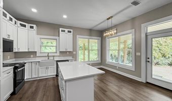 1289 Bruner Pond Rd, Ashford, AL 36312