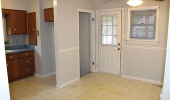 3 E Elm St, Alton, IL 62002