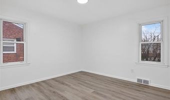 8664 Louise Ave, Allen Park, MI 48101