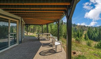 671 Kelso Woods Dr, Athol, ID 83801