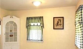 1336 Fairfax St, Allentown, PA 18103