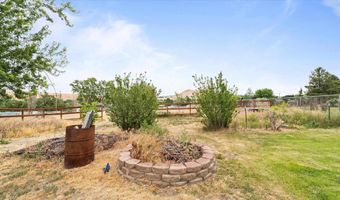 7 W Wagon Wheel Pr NW, Benton City, WA 99320