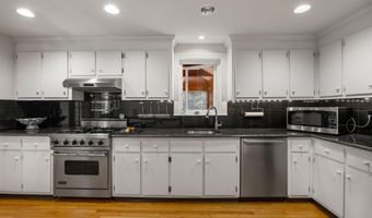 88 Acre Hill Rd, Barnstable, MA 02630