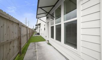 5817 Lake Shelf Dr, Baton Rouge, LA 70820