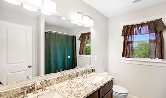 585 Chestnut St, Ashland, MA 01721
