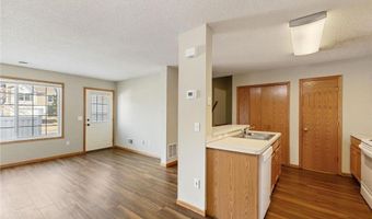 6434 158th St W 384, Apple Valley, MN 55124