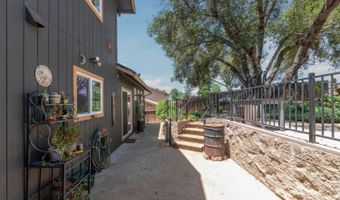 1070 Suzanne Dr, Angels Camp, CA 95222