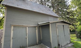 94 Park St, Burlington, VT 05401