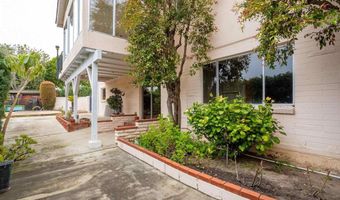 557 Canyon Dr, Solana Beach, CA 92075