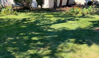7 Swartout Pl, Amityville, NY 11701