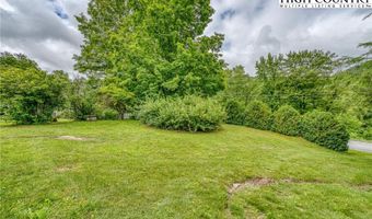25 And 41 Reuben Wooten Rd, Banner Elk, NC 28604