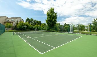 3039 Barclay Way, Ann Arbor, MI 48105