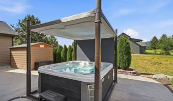 150 Links Dr, Blanchard, ID 83804