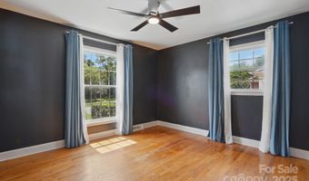 1917 Bentley Pl, Charlotte, NC 28205