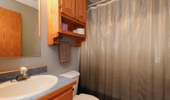 48224 266th St, Brandon, SD 57005