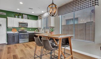 1806 W TWAIN Dr, Anthem, AZ 85086