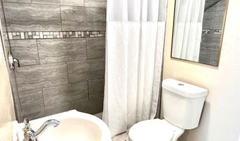 13936 Front St, Armona, CA 93202