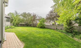 2324 Tracy Ln, Algonquin, IL 60102