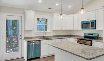 105 Haynie Pkwy, Belton, SC 29627